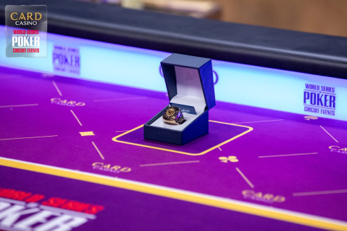 Vo WSOPC Main Evente zostáva 24 hráčov: V boji o €235.000 a zlatý prsteň máme 4 Slovákov