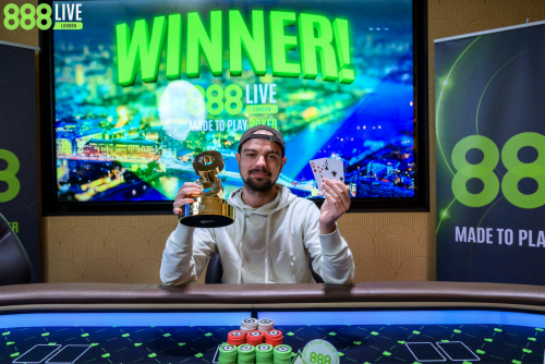 Marius Conan ovládol 888LIVE London! Mladší brat známej pokerovej hviezdy získal £91.170
